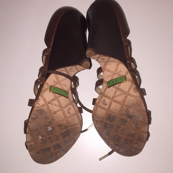 L.A.M.B leather heels. Size 7.5 - Picture 3 of 4